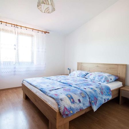 Apartments Dara Умаг Екстер'єр фото